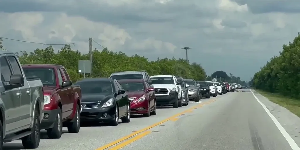 Evacuations in Apollo Beach, Florida ahead of Hurricane Ian Latest