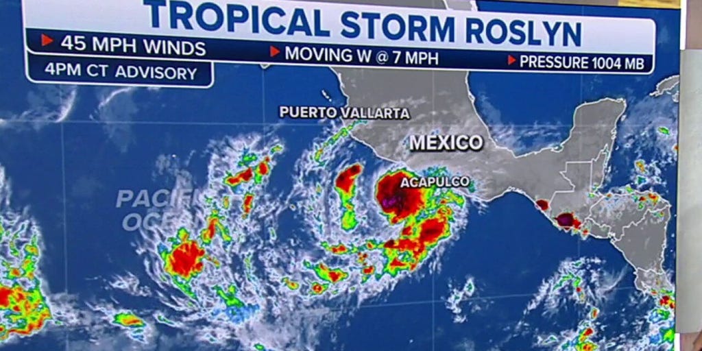 Tropical Storm Roslyn expected to a hurricane before landfall