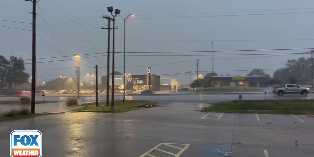 Tornado sirens go off in Tyler, Texas during rain Latest Weather