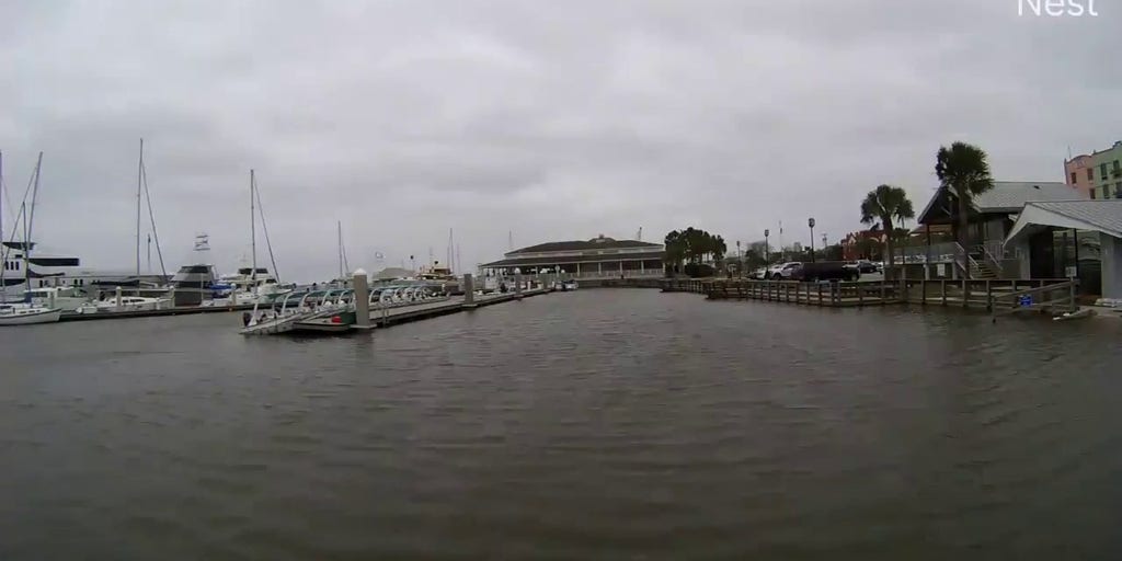 Timelapse video shows dock at Fernandina Marina being swallowed up by