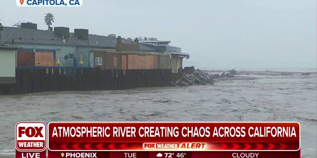 Capitola, CA buildings see threat of structure collapse Latest