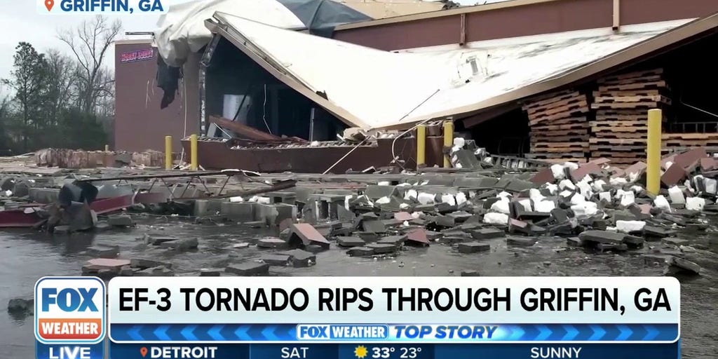 'It was on the ground a long way' Griffin, GA tornado leaves wide path