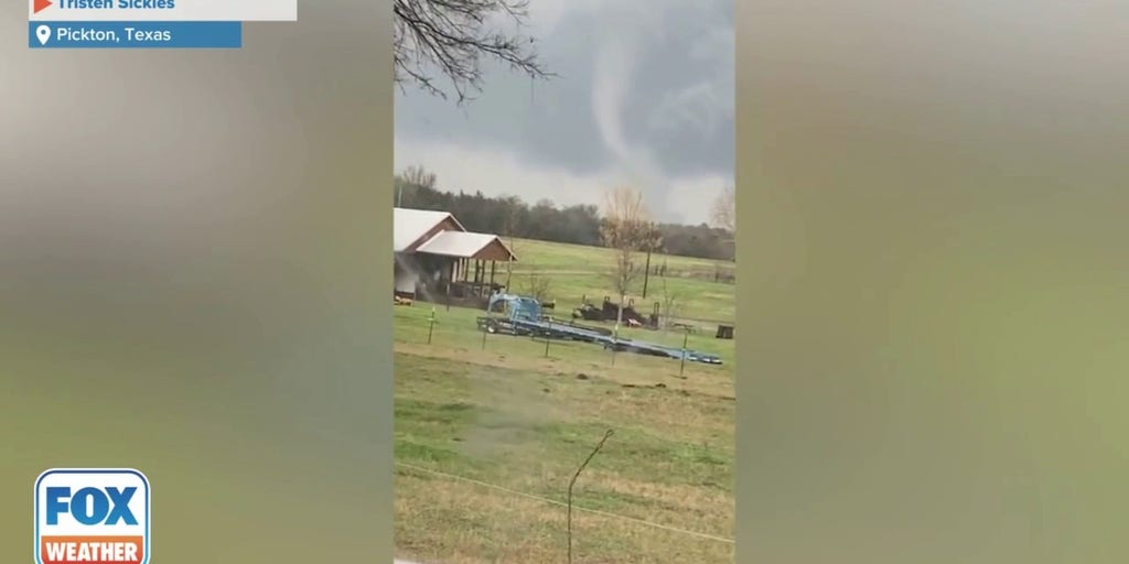 Tornado tears through Pickton, TX Latest Weather Clips FOX Weather