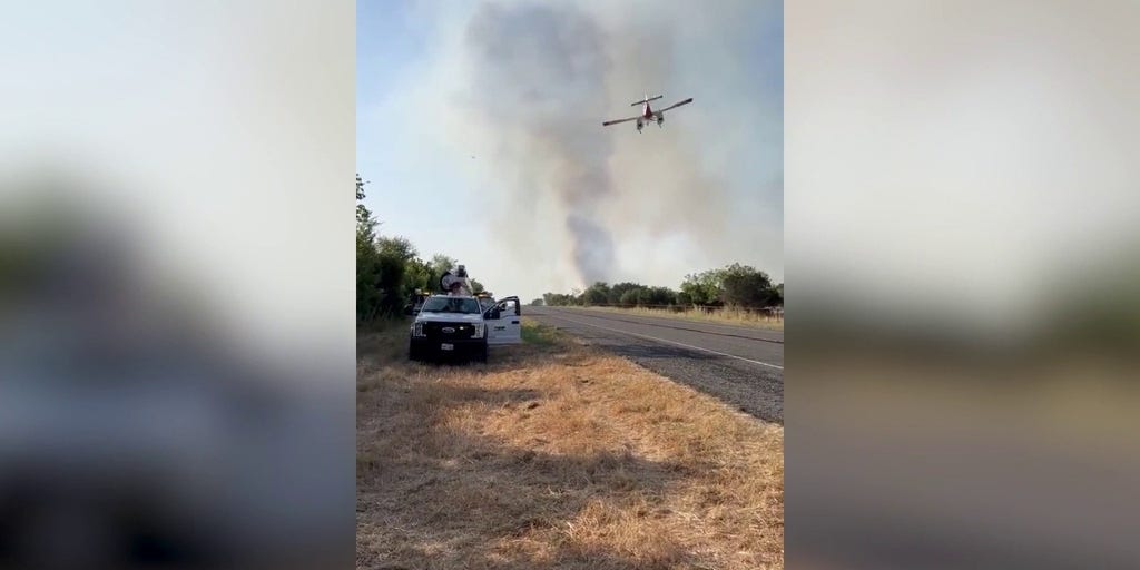 250acre wildfire destroys 5 homes in Blum, Texas Latest Weather Clips FOX Weather