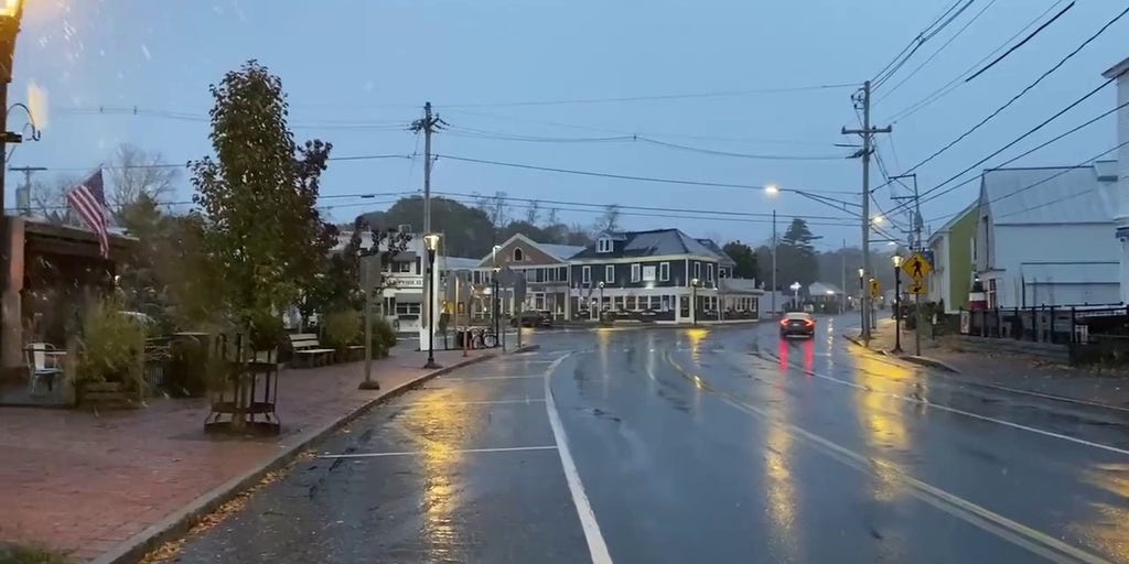 Watch Snow falls across Ogunquit, Maine Latest Weather Clips FOX