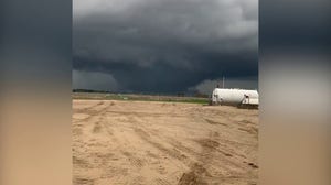 Wedge tornado spotted north of Leesburg, Georgia