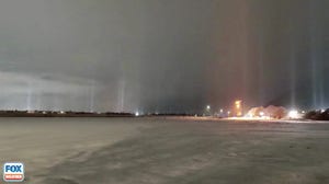 Watch: Light pillars dance across frozen Kansas skies in wake of arctic front