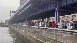 Watch: Thousands line up to board ferries en route to Tunel to Towers 5K in Brooklyn