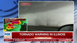 FOX Weather storm tracker captures video of possible tornado in Illinois