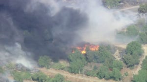 Mountain Fire burns in Ventura County, prompting evacuations