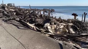 Malibu couple returns to ruins of home after Palisades Fire