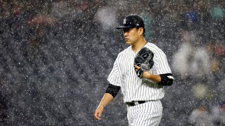 MLB post-season weather makes players cold