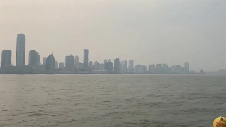 Yankee Stadium smoke: See how Canadian wildfires created eerie scene for  Yankees vs. White Sox game