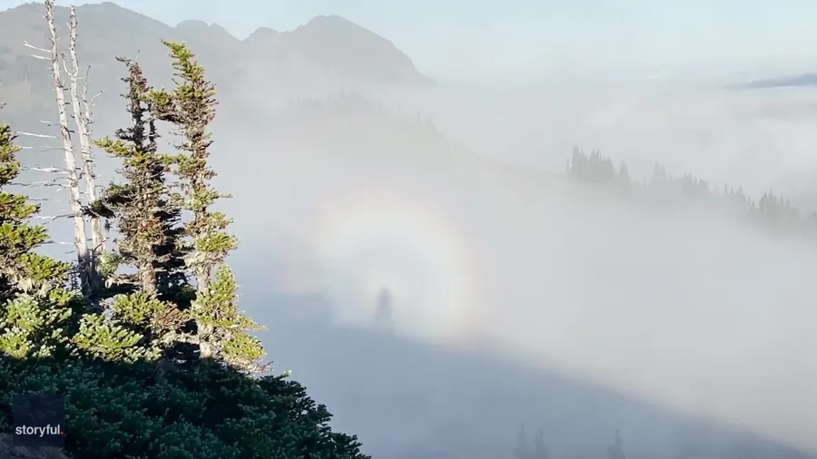 Raw Video: Brocken Spectre in Olympic Mountains