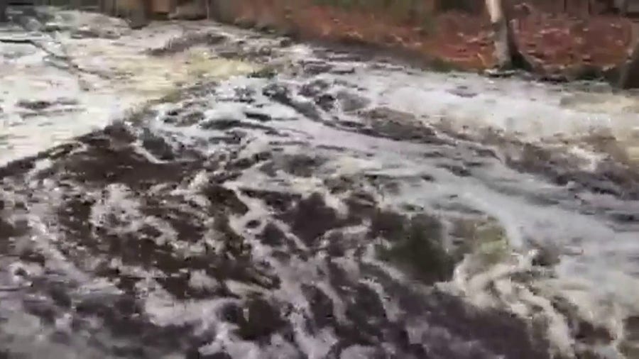 Heavy rain causes rivers to rise in Maine