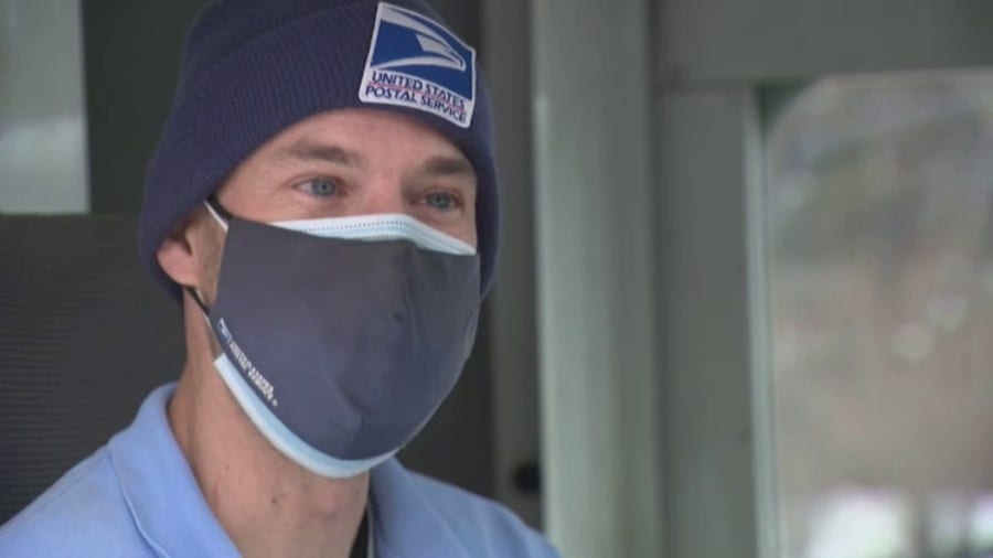 Postal Service carries out deliveries to Colorado areas devastated by fires 