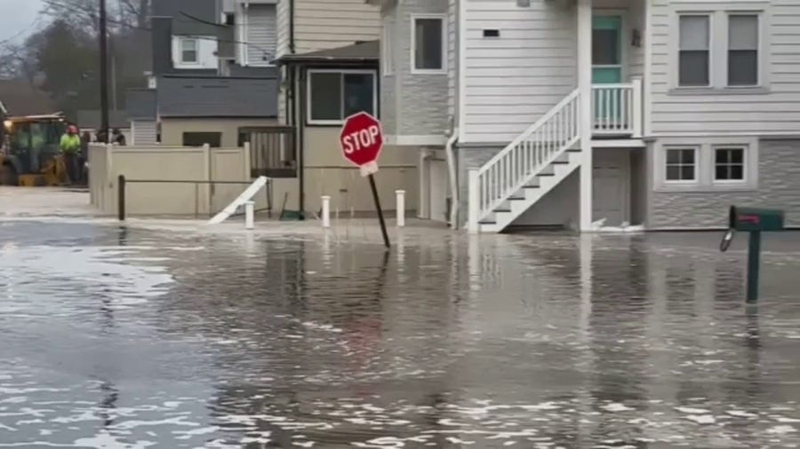 Video: Rescues due to coastal flooding in Niantic, Connecticut