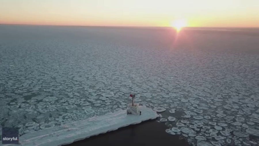 Ice pancakes form on Lake Michigan amid sub-freezing temperatures
