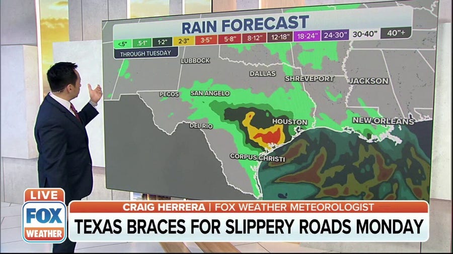 Flash flood threat for Texas