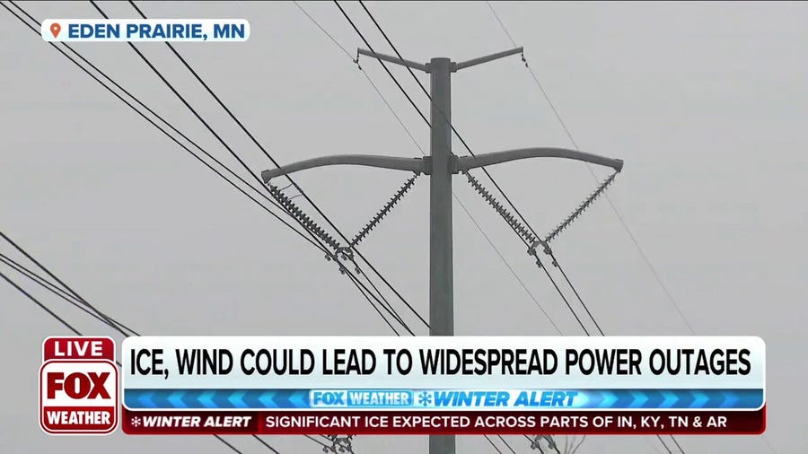 Thousands of power outages in Illinois with major winter storm