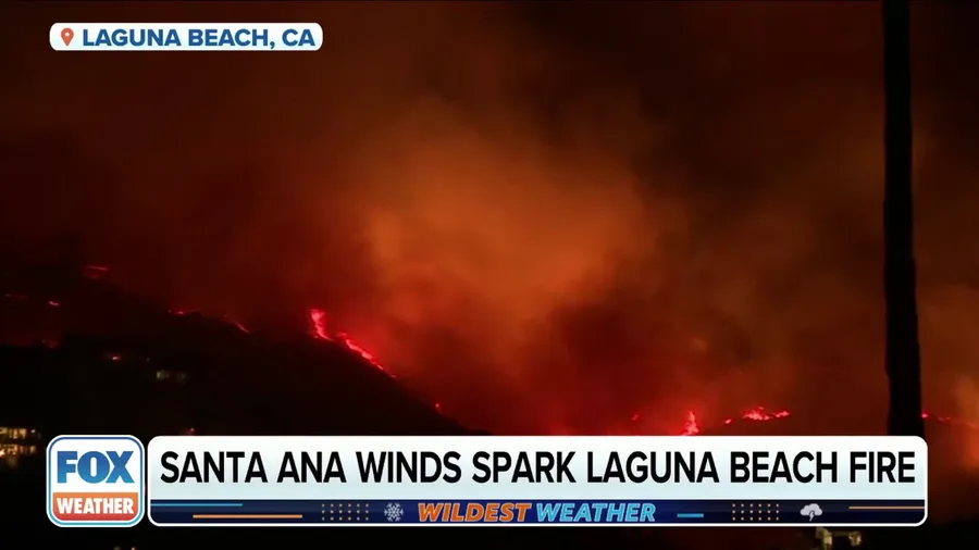 Emerald Fire burns in Laguna Beach