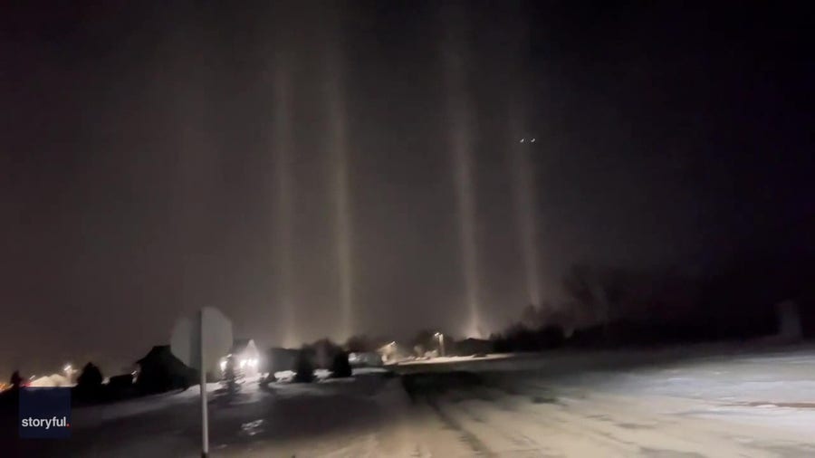 Light Pillars shine in Minnesota