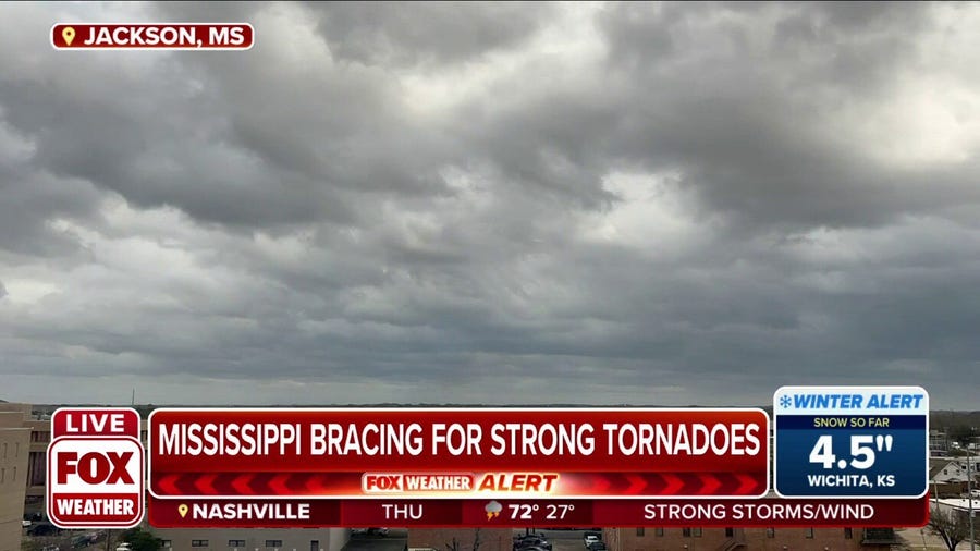 Mississippi bracing for strong tornadoes