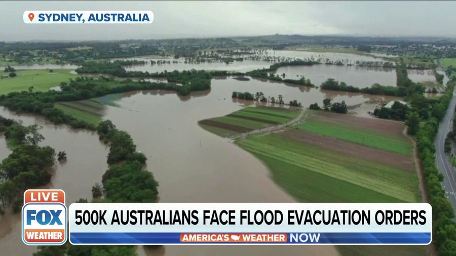Australia flooding has 500,000 preparing to evacuate