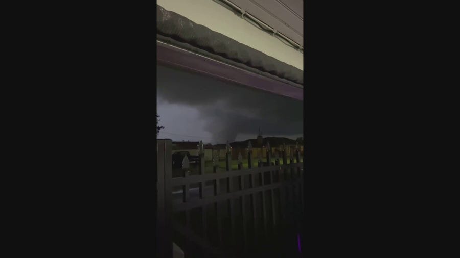 'Unreal': Tornado touches down in Louisiana