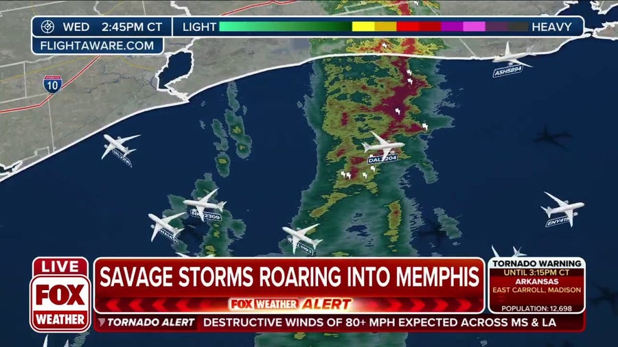 Radar shows how commercial pilots are avoiding severe storms in South