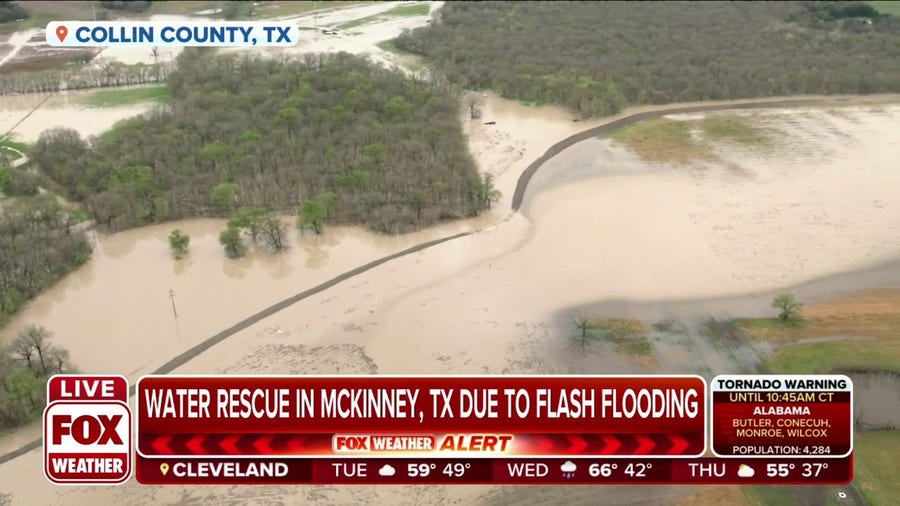 Severe storms bring flash flooding to parts of Texas