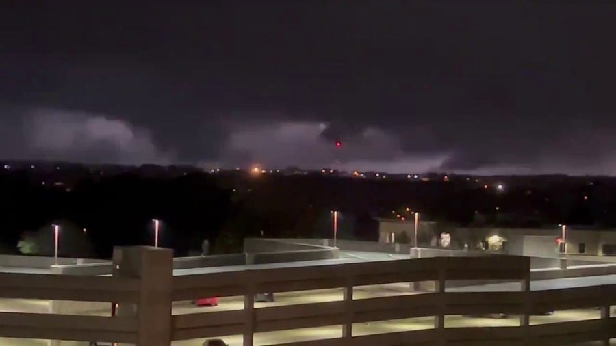 Possible dangerous tornado spotted during storm in Little Rock, Arkansas