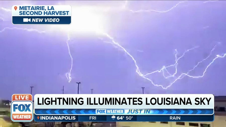 Lightning illuminates Louisiana sky during severe storms