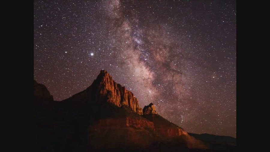 Stunning timelapse footage captures Milky Way at Zion National Park