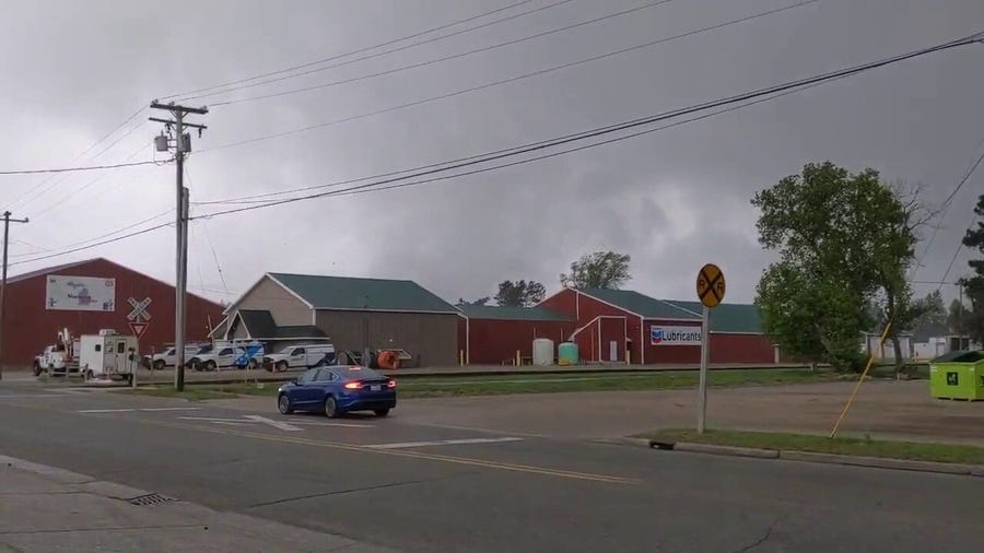 Watch: Tornado barrels through Gaylord, Michigan
