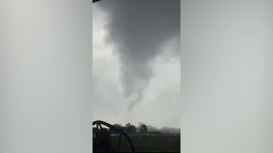 Man watches Tipp City, Ohio tornado form right in front of him Latest