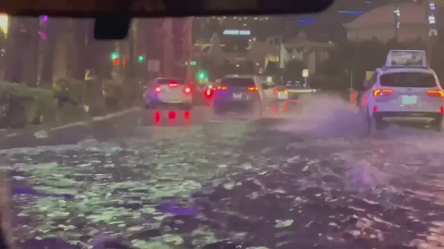 Las Vegas Strip floods after heavy rain