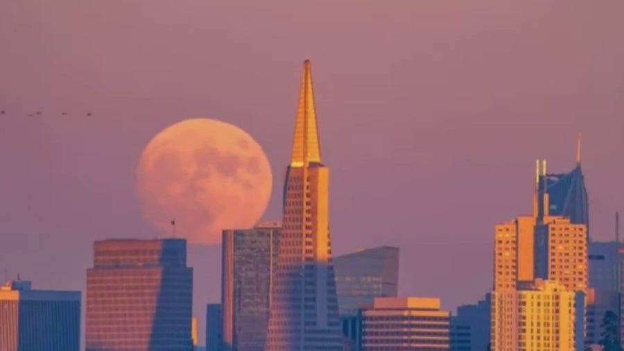 Stunning footage shows sturgeon moon rising over San Francisco
