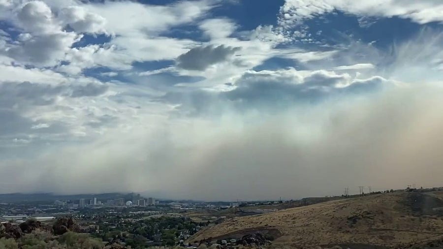 Mosquito Fire smoke races into Reno