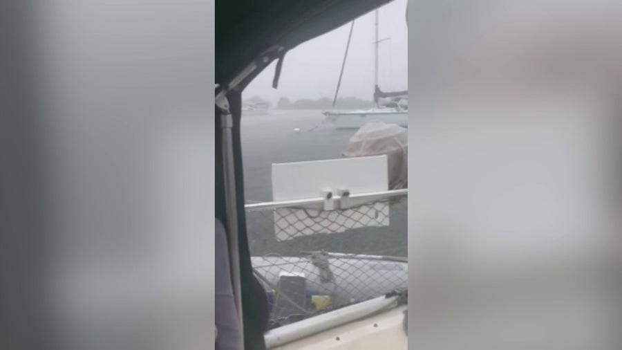 Florida man prepares to take on Hurricane Ian in boat