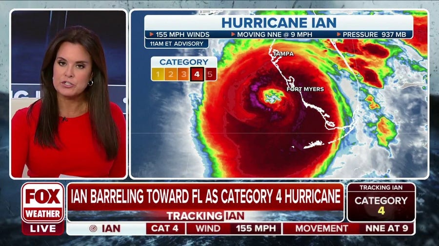 Hurricane Ian's eyewall moving onshore along Florida's Gulf Coast