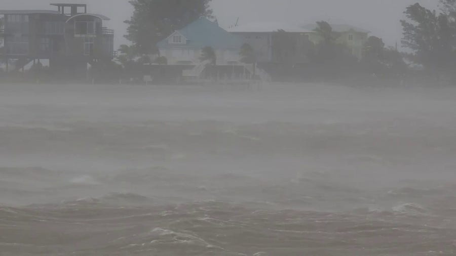 Hurricane Ian's eyewall starts to hit Boca Grande, Florida