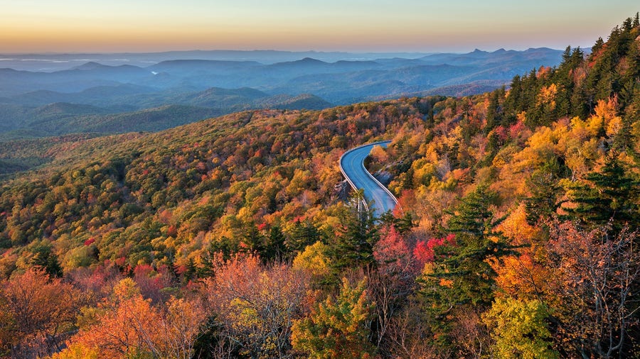 See the most beautiful places for peak fall foliage around the US