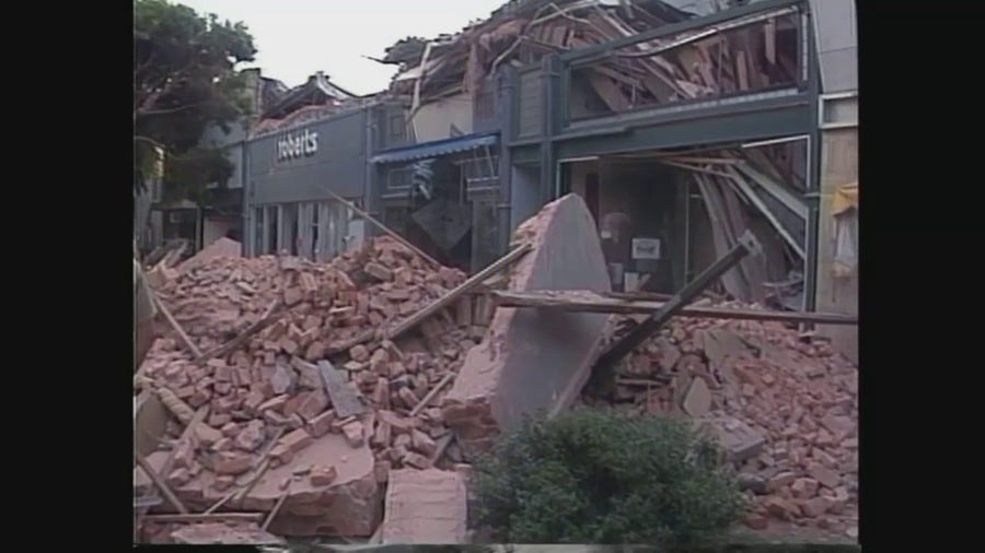 San Francisco remembers the quake that shook San Francisco 33 years ago