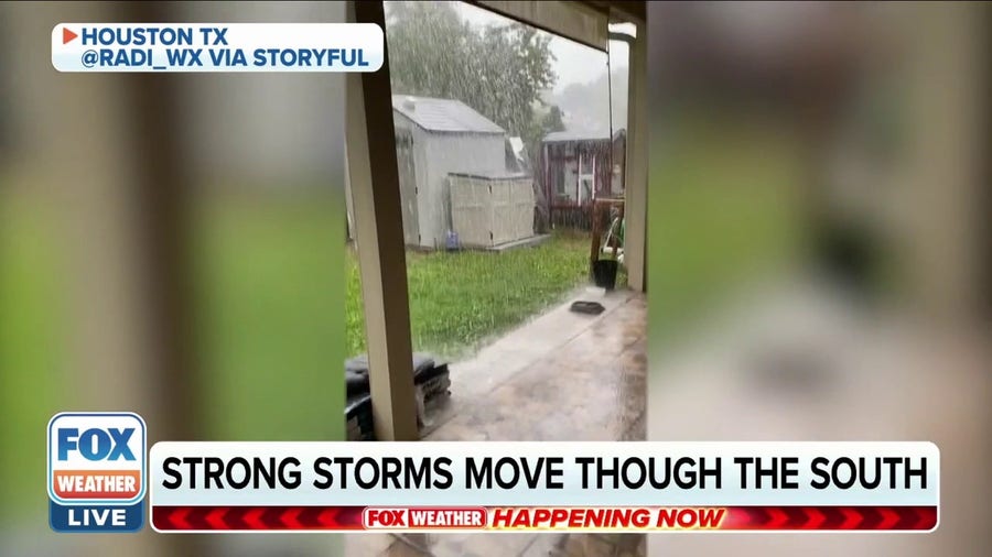 Storms bring heavy rain to Houston, Texas
