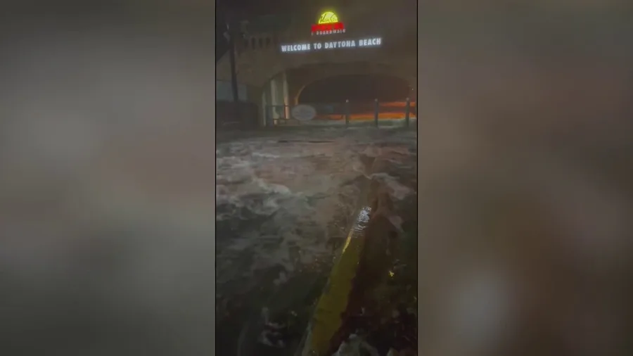 Watch: Hurricane Nicole makes landfall along east coast of Florida