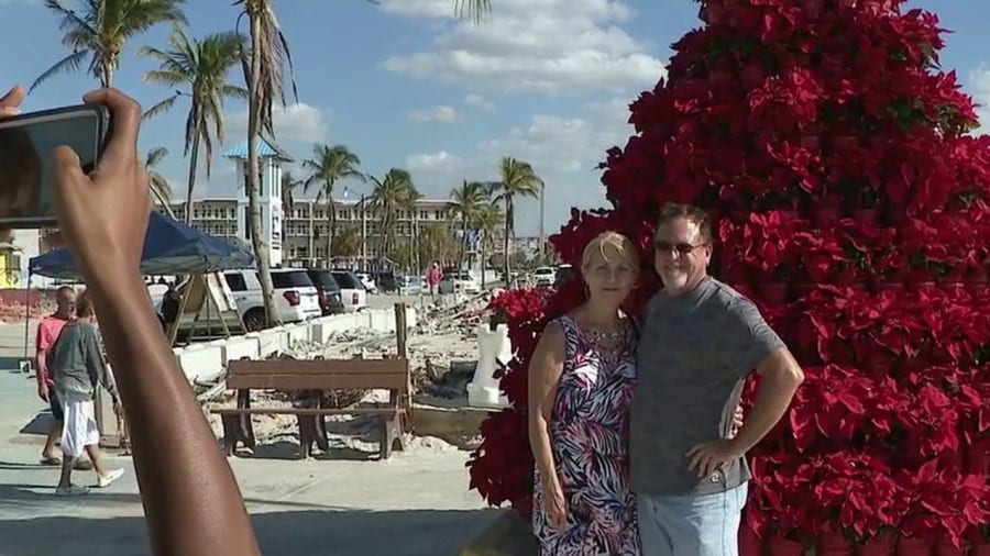 Fort Myers Beach continues holiday traditions two months after Hurricane Ian