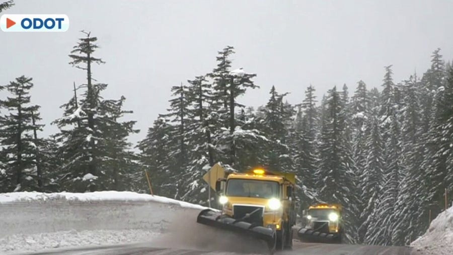 Oregon facing ongoing snow plow driver shortage as winter weather arrives