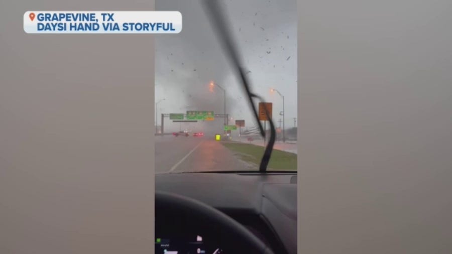 Tornado crosses Texas highway causing drivers to turn around