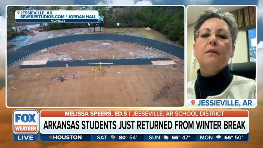 Arkansas high school sees extensive damage from EF-1 tornado
